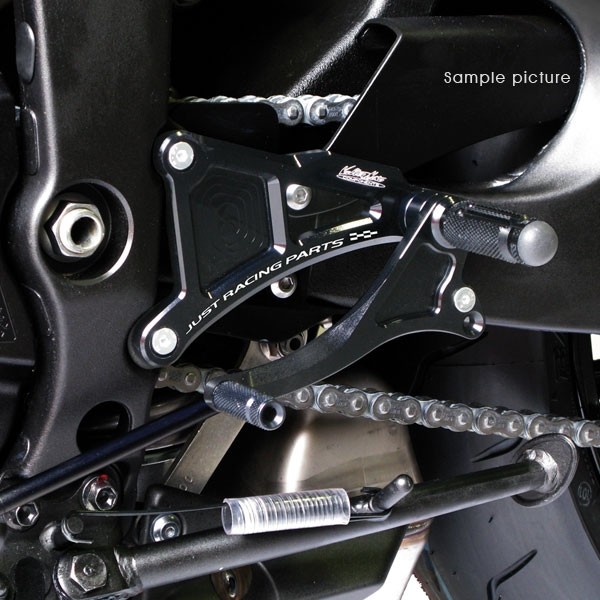 Valter Moto - Pedane Tipo 1 (KIT) - Kawasaki ZX6R 1998-2002 - Nero - immagine 2