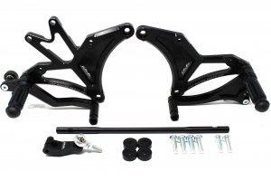 Valter Moto - Pedane Tipo 1.5 (KIT) - Kawasaki VERSYS650, ER6N 2005-2019 - Nero - immagine 3
