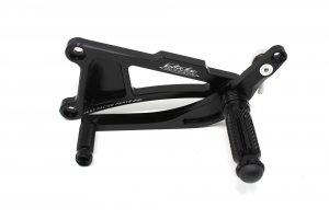 Valter Moto - Pedane Tipo 1 Cambio Rovesciato (KIT) - Triumph DAYTON675/STREET TRIPLE 2007-2012 - Nero - immagine 4