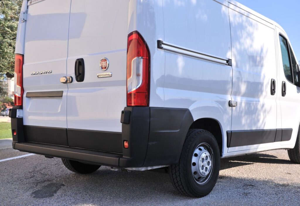 Fiat Ducato con lucchetto Gatelock Van doppio per sicurezza furgoni